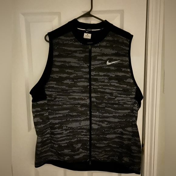 Nike Aeroloft FLASH 800 running vest. Reflective. Size XL - Picture 4 of 5